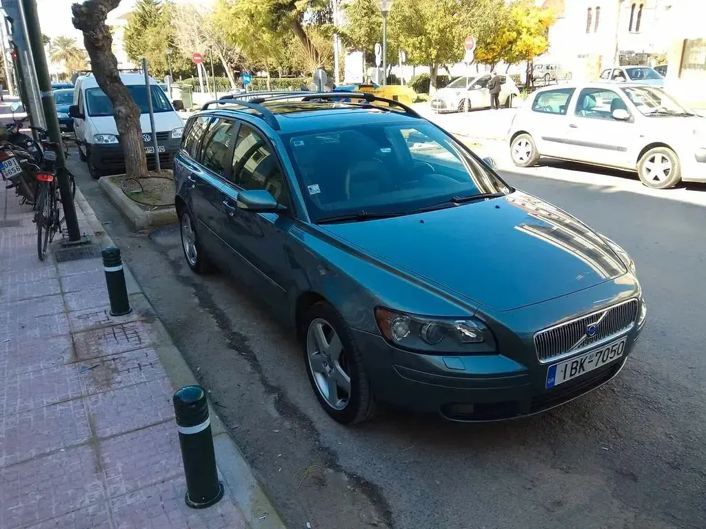 Gebraucht Volvo V50 Summum 220 PS (161 kW) 2005 Blau Kombi