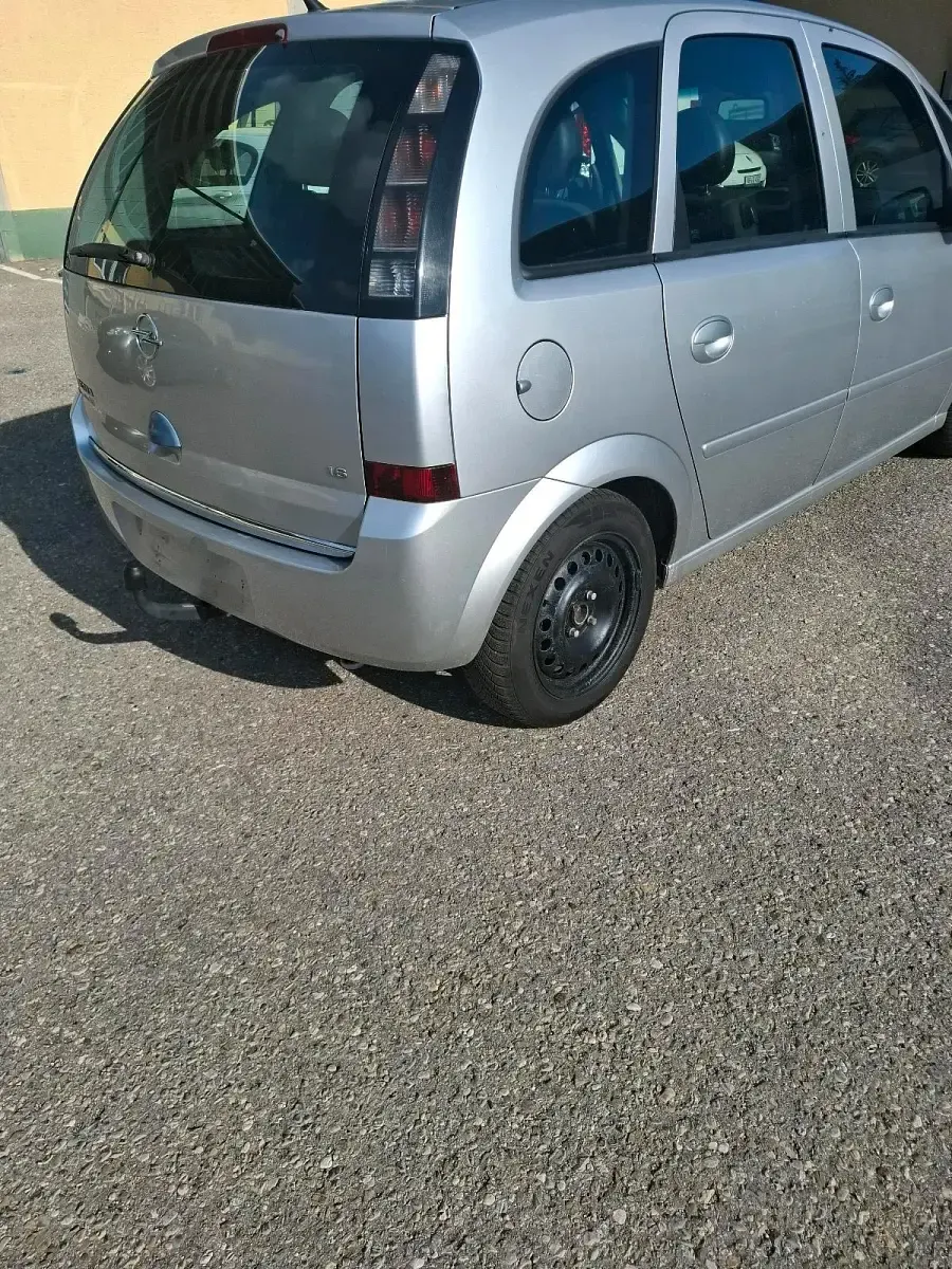 Gebraucht Opel Meriva 105 PS (77 kW) 2006 Silber Van / Kleinbus