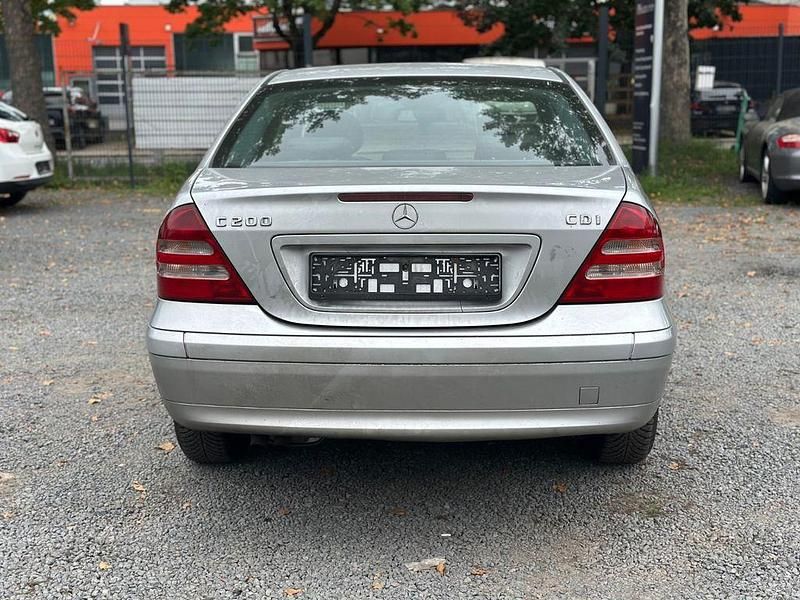 Gebraucht Mercedes C200 122 PS (89 kW) 2004 Silber Limousine