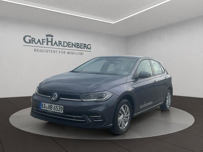 Grau Gebraucht 2025 VW Polo Style Limousine | 22.890 € (Fairer Preis) - Bild 1/4