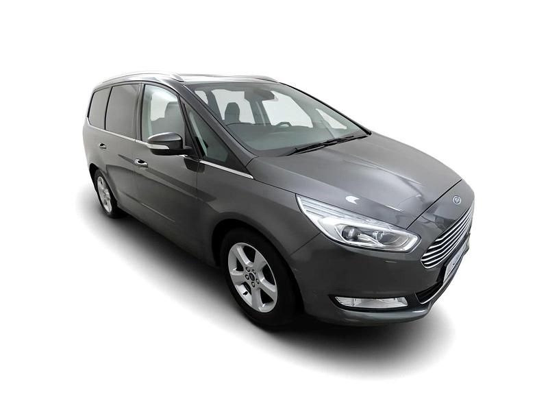 Grau Gebraucht 2017 Ford Galaxy Titanium Van / Kleinbus | 24.649 € (Teuer) - Bild 1/4