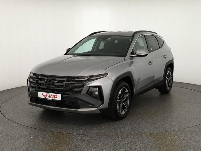 Neu Hyundai Tucson 150 PS (110 kW) 2025 Silber SUV