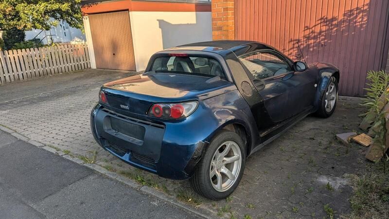 Blau Gebraucht 2004 Smart Roadster Cabrio | 2.500 € (Fairer Preis) - Bild 1/4