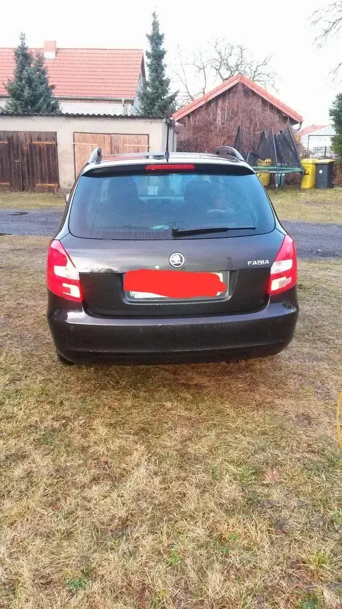 Gebraucht Skoda Fabia Fresh 69 PS (50 kW) 2014 Schwarz Kombi