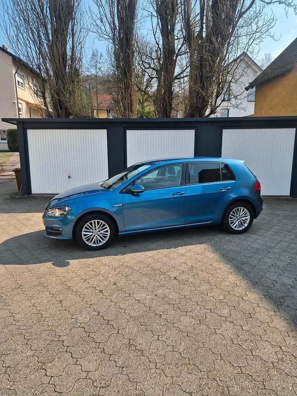 Gebraucht VW Golf VII 75 PS (55 kW) 2014 Blau Kleinwagen