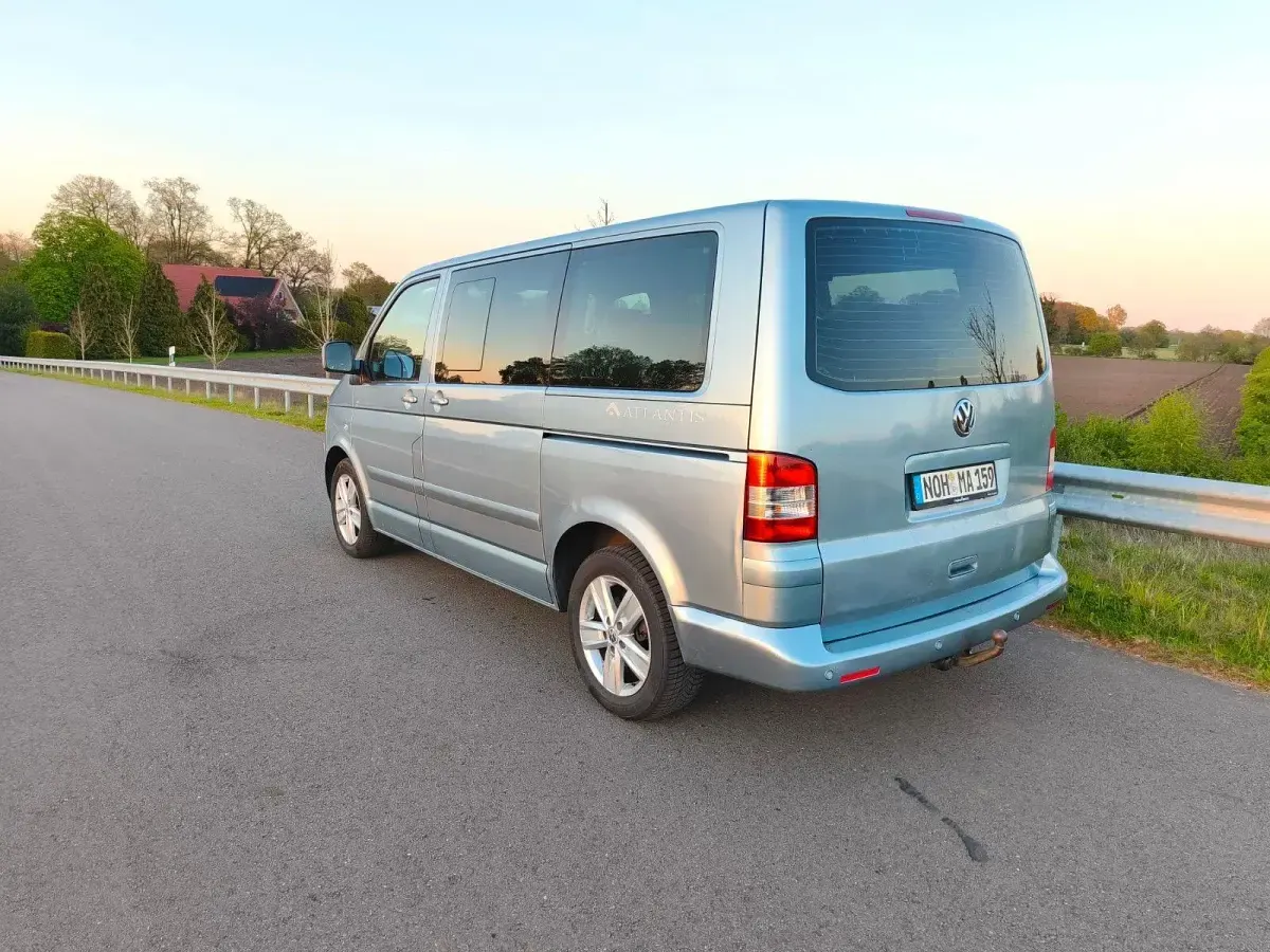 Gebraucht VW Multivan 174 PS (127 kW) 2007 Silber Van / Kleinbus