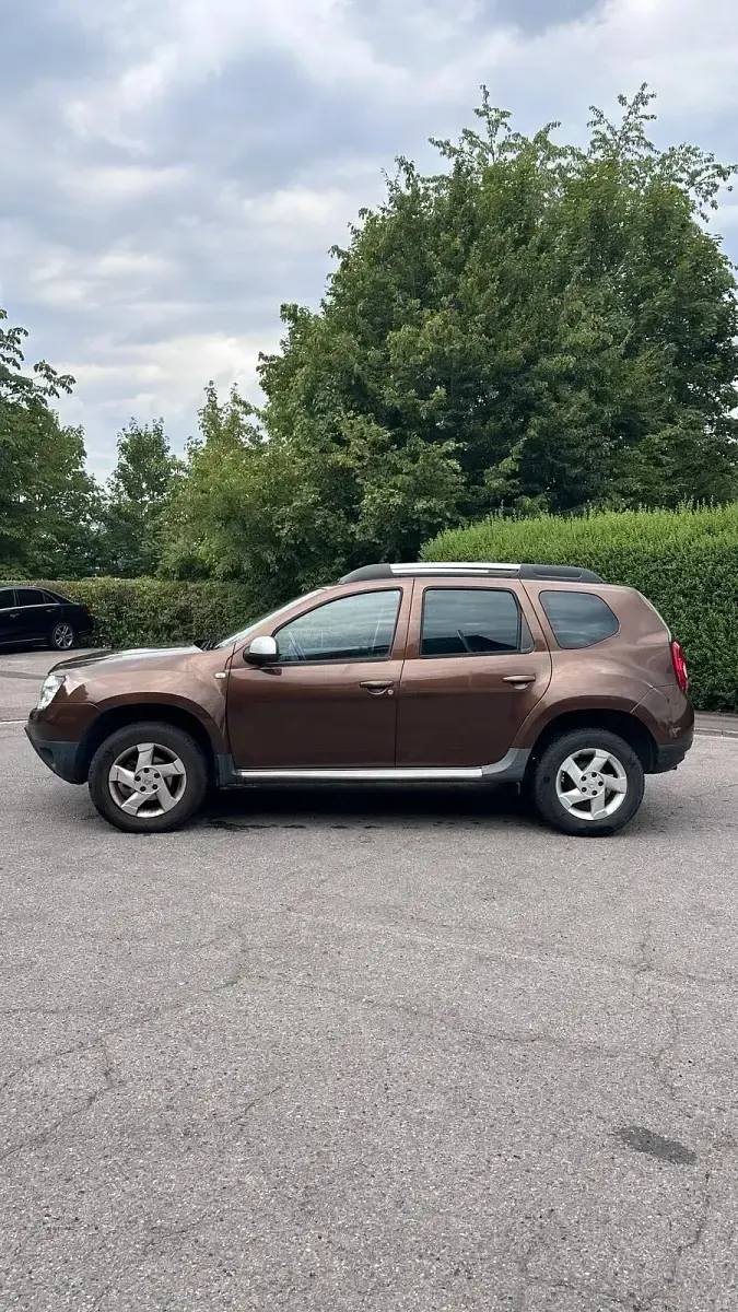 Gebraucht Dacia Duster 105 PS (77 kW) 2011 Braun SUV