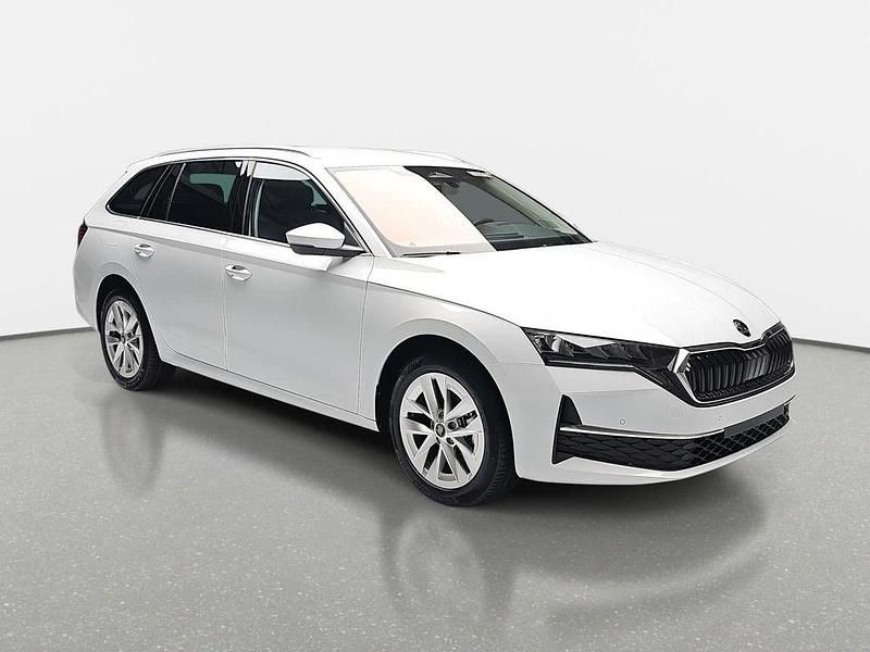 Neu Skoda Octavia Selection 150 PS (110 kW) 2025 Weiß Kombi