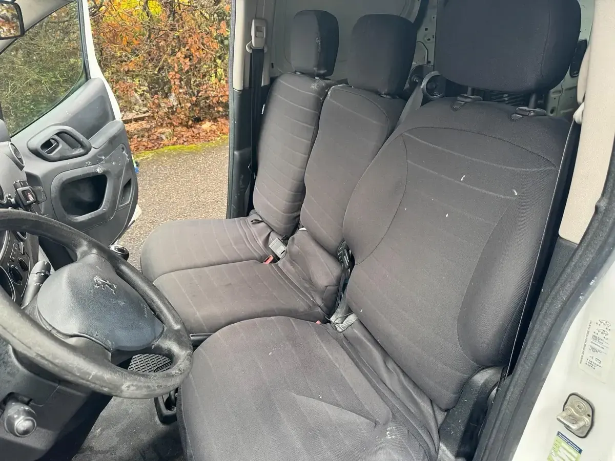 Gebraucht Peugeot Partner 90 PS (66 kW) 2008 Weiß Van / Kleinbus