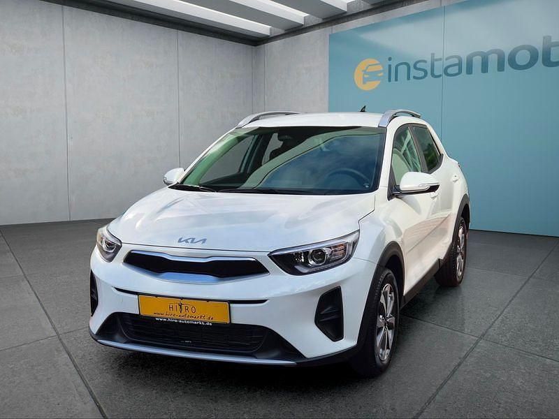 Weiß Neu 2025 Kia Stonic Vision SUV | 22.249 € (Etwas zu teuer) - Bild 1/4