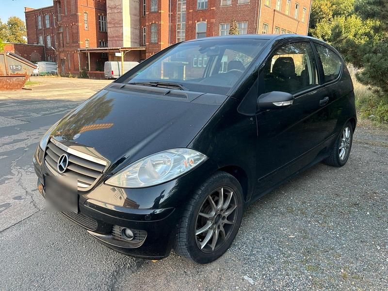 Schwarz Gebraucht 2006 Mercedes A170 Kleinwagen | 900 € (Superpreis) - Bild 1/4