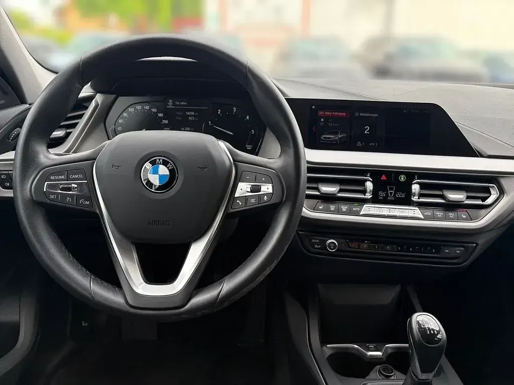 Gebraucht BMW 116 Advantage 116 PS (85 kW) 2021 Weiß Kleinwagen