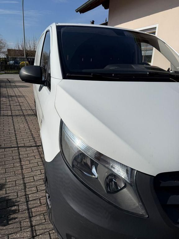 Gebraucht Mercedes Vito 88 PS (64 kW) 2016 Weiß Van