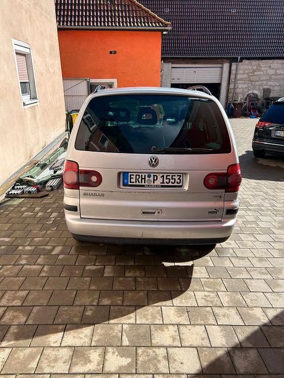 Gebraucht VW Sharan 116 PS (85 kW) 2009 Silber Van / Kleinbus