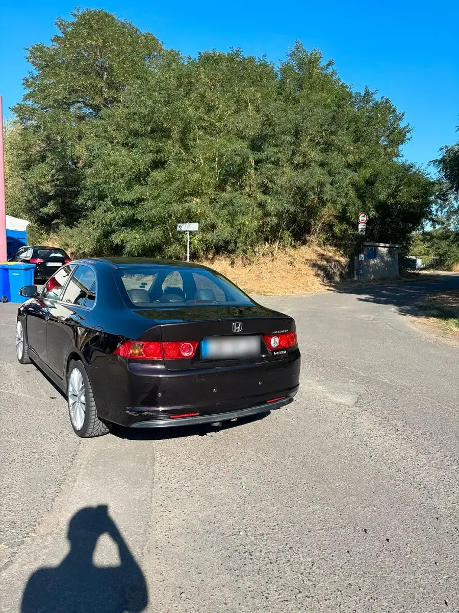 Gebraucht Honda Accord 140 PS (102 kW) 2006 Braun Limousine