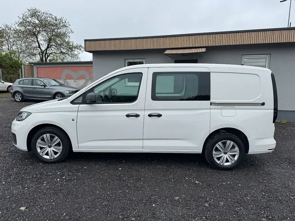 Gebraucht VW Caddy 102 PS (75 kW) 2023 Weiß Van / Kleinbus