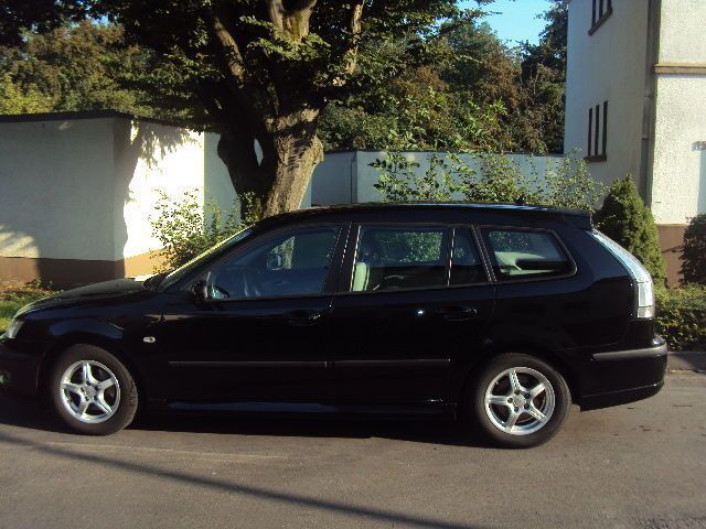 Gebraucht Saab 9-3 Vector 120 PS (88 kW) 2007 Schwarz metallic Kombi