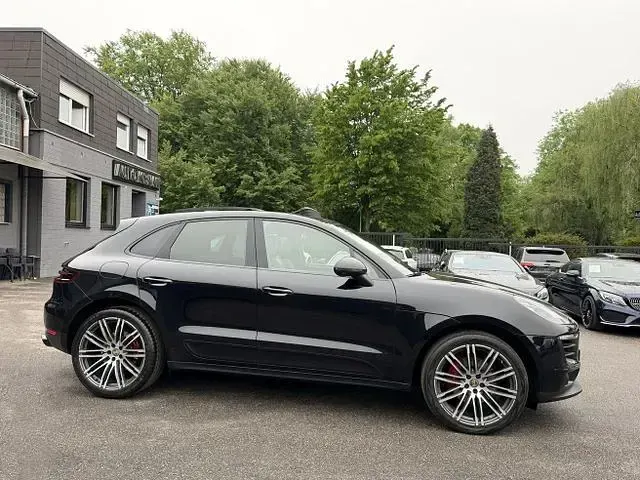 Używany Porsche Macan 252 KM (185 kW) 2016 Czarny SUV