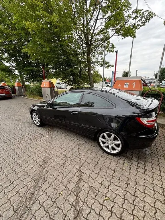 Gebraucht Mercedes C230 204 PS (150 kW) 2006 Schwarz Limousine