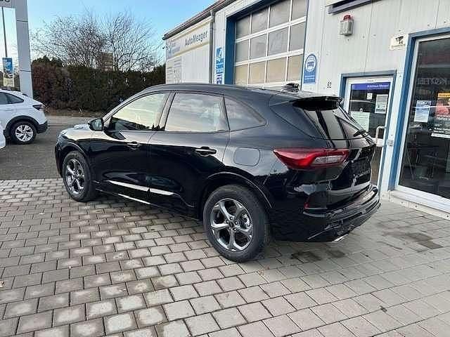 Neu Ford Kuga ST-Line 186 PS (136 kW) 2025 Agate black (metallic) SUV