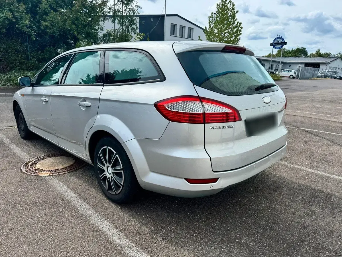 Używany Ford Mondeo 140 KM (102 kW) 2009 Szary Kombi