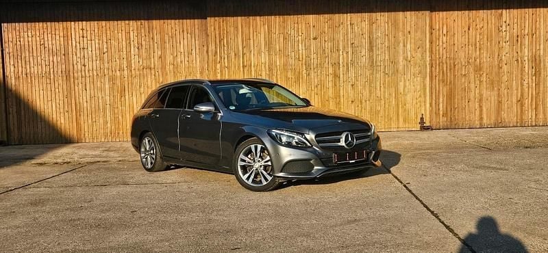 Gebraucht Mercedes C200 184 PS (135 kW) 2017 Grau Kombi