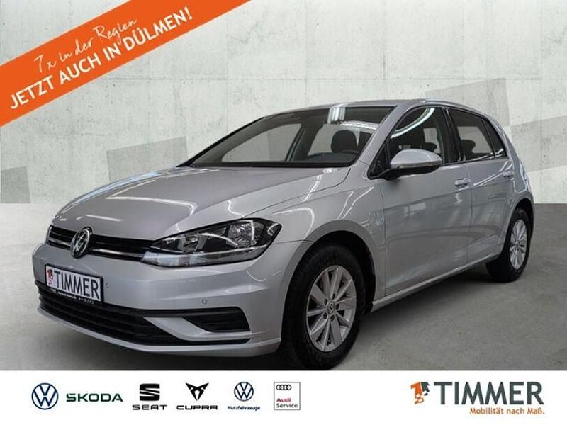 Silber Gebraucht 2019 VW Golf VII Trendline Limousine | 12.480 € (Guter Preis) - Bild 1/4