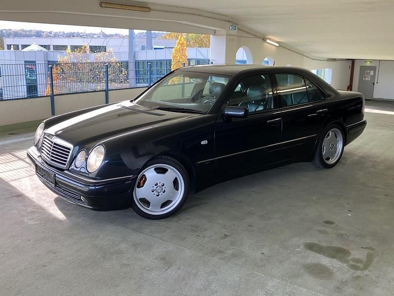 Gebraucht Mercedes E50 AMG AMG 350 PS (257 kW) 1997 Blau Limousine