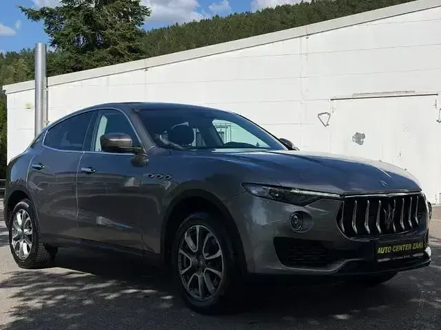 Gebraucht Maserati Levante 275 PS (202 kW) 2016 Grau SUV