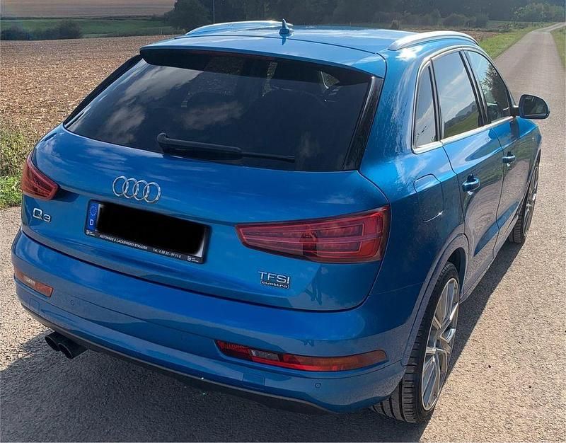 Gebraucht Audi Q3 S-Line 180 PS (132 kW) 2016 Blau SUV