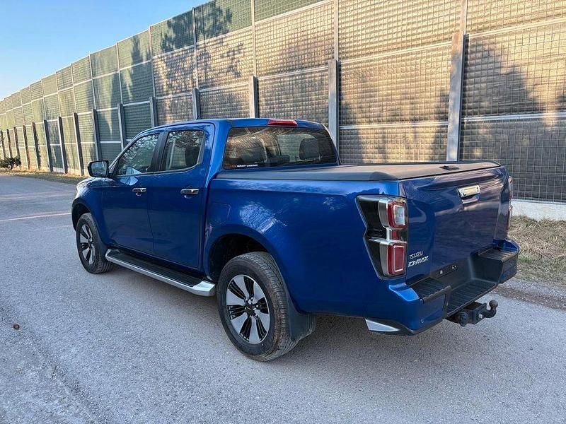Usado Isuzu D-Max 163 HP (119 kW) 2023 Azul Pickup