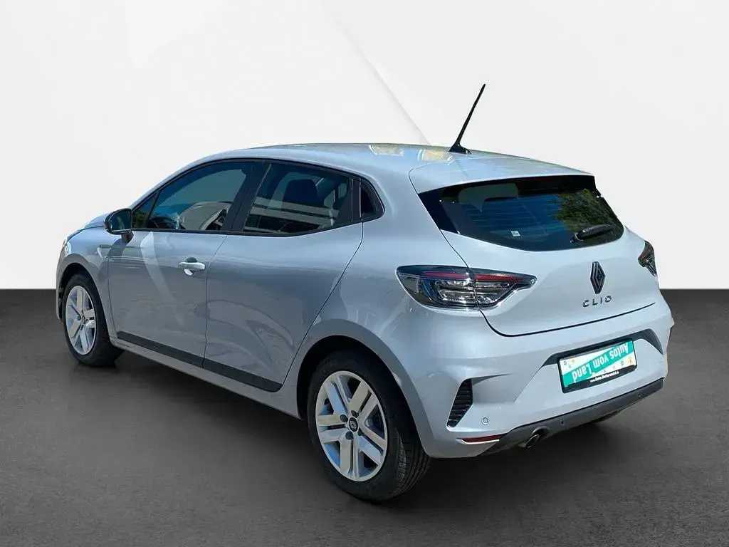 Neu Renault Clio V Evolution 91 PS (66 kW) 2025 Grau Limousine