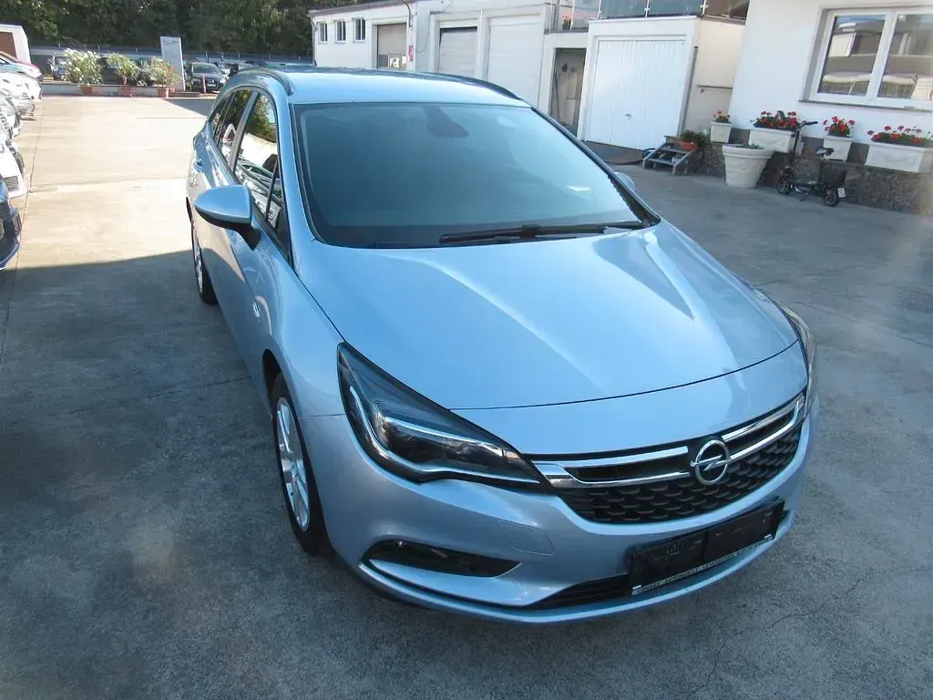 Gebraucht Opel Astra Business 110 PS (80 kW) 2018 Silber Kombi