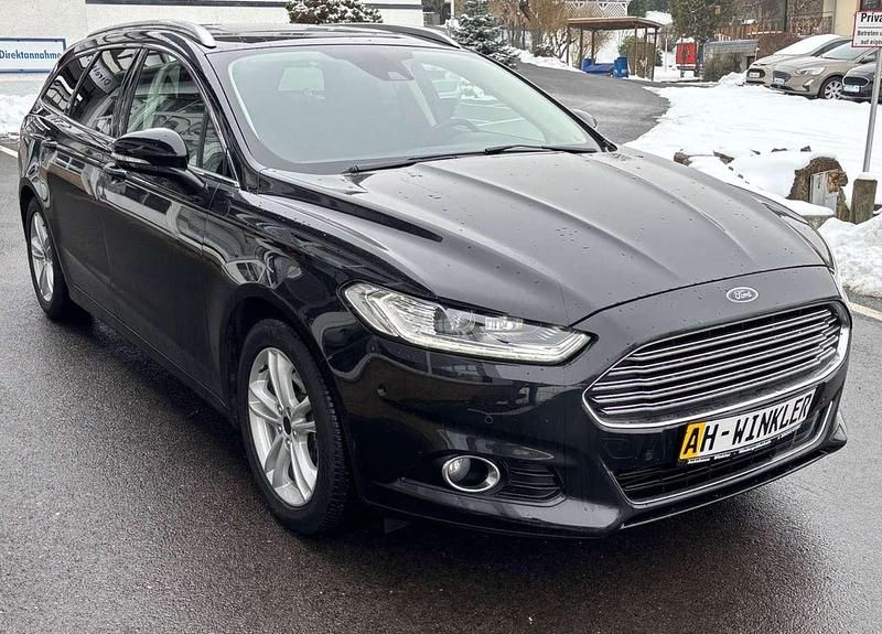 Gebraucht Ford Mondeo Titanium 165 PS (121 kW) 2018 Schwarz Kombi