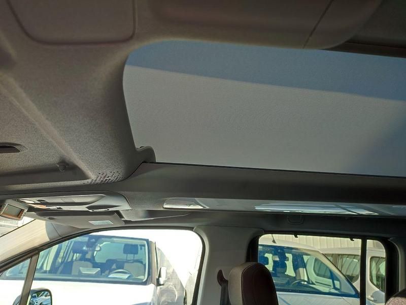 Gebraucht Opel Combo Life 131 PS (96 kW) 2022 Grau Van / Kleinbus