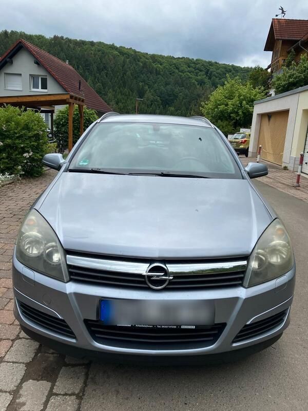 Grau Gebraucht 2005 Opel Astra Kombi | 2.290 € (Fairer Preis) - Bild 1/4