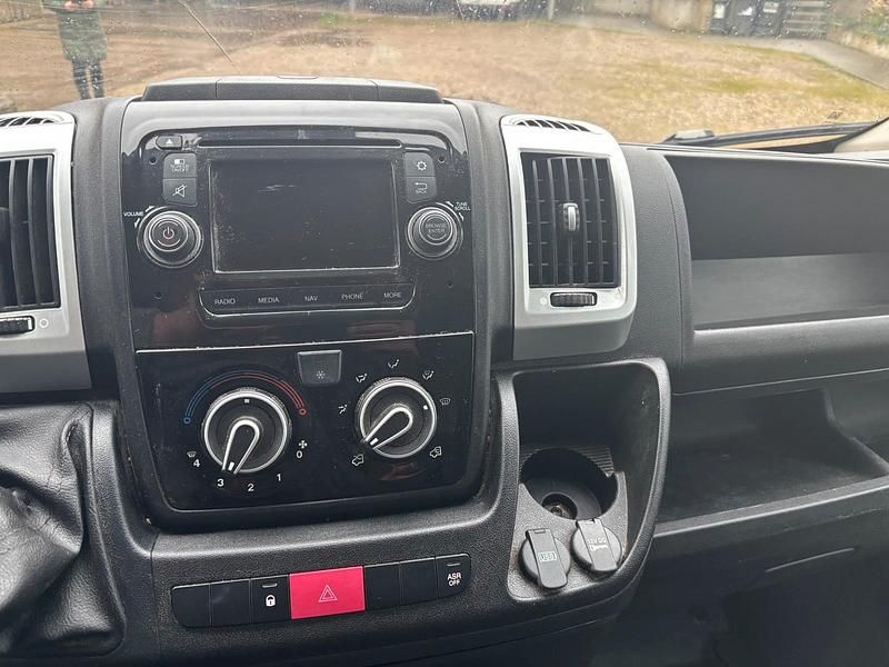 Gebraucht Fiat Ducato 96 PS (70 kW) 2018 Weiß Van