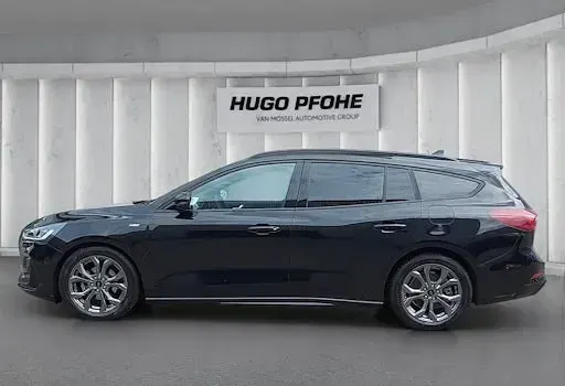 Gebraucht Ford Focus ST-Line X 116 PS (85 kW) 2025 Schwarz Kombi