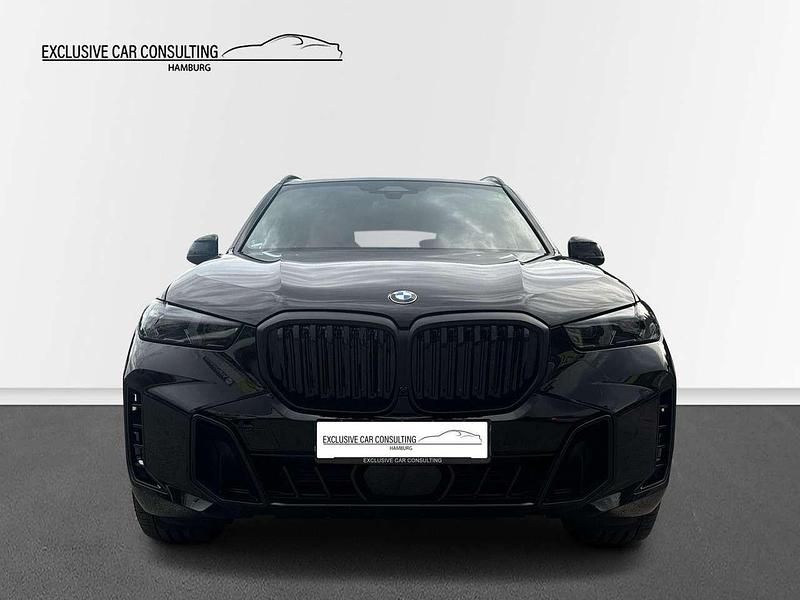 Gebraucht BMW X5 M Sport 286 PS (210 kW) 2024 Black sapphire metallic SUV