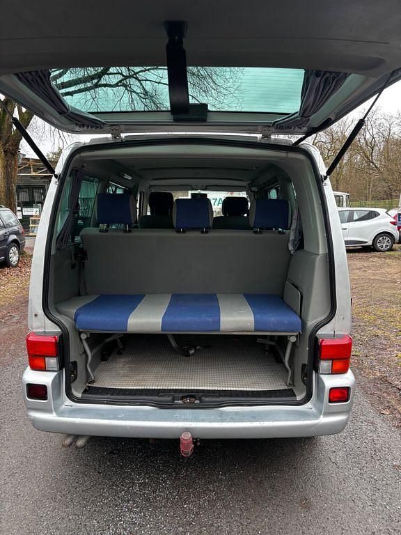 Second-hand VW T4 151 CP (111 kW) 2000 Argintiu Van