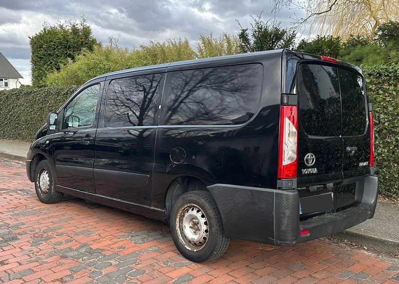 Gebraucht Toyota Proace 90 PS (66 kW) 2014 Schwarz Van / Kleinbus