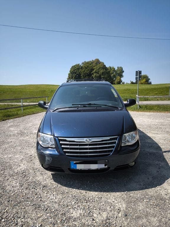 Blau Gebraucht 2006 Chrysler Grand Voyager Van / Kleinbus | 850 € (Superpreis) - Bild 1/4