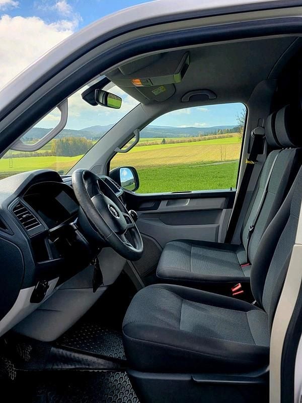 Second-hand VW Transporter 102 CP (75 kW) 2017 Alb Van