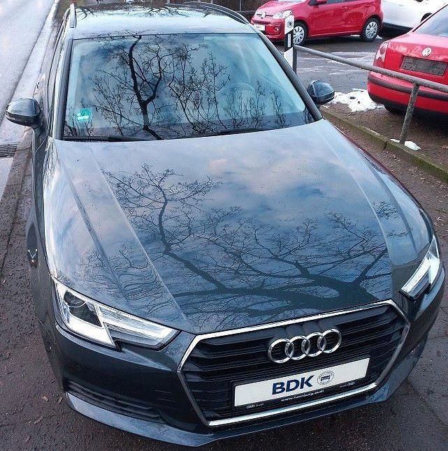 Gebraucht Audi A4 Ambiente 150 PS (110 kW) 2019 Grau Kombi