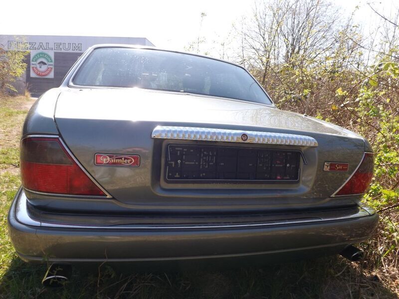 Gebraucht Jaguar X300 241 PS (177 kW) 1995 Grün Limousine