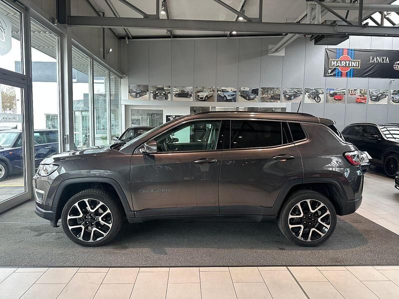 Gebraucht Jeep Compass Limited 170 PS (125 kW) 2018 Grau SUV