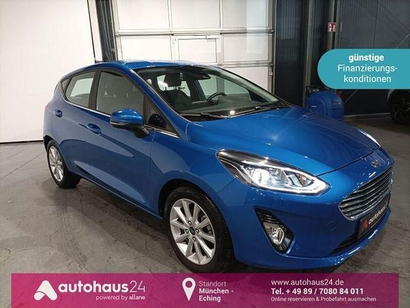Blau Gebraucht 2020 Ford Fiesta Titanium Kleinwagen | 14.440 € (Fairer Preis) - Bild 1/4