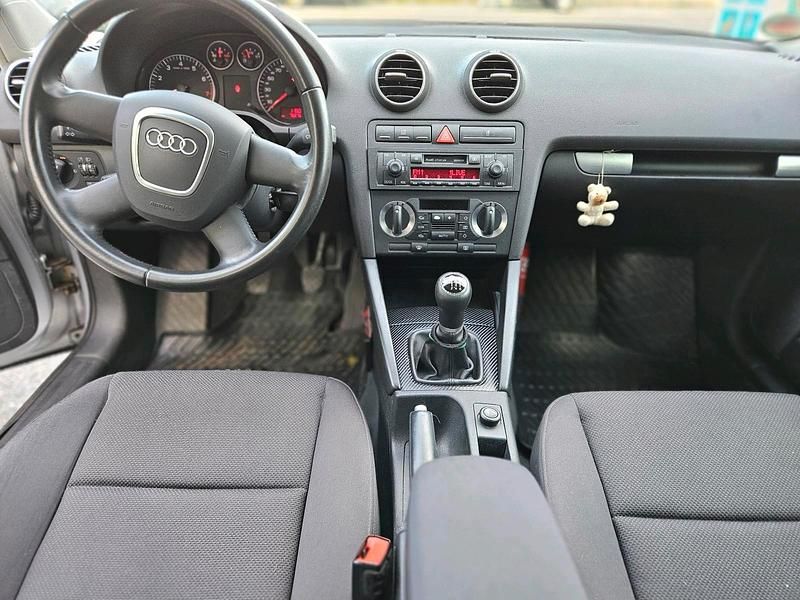 Gebraucht Audi A3 115 PS (84 kW) 2007 Silber Kleinwagen