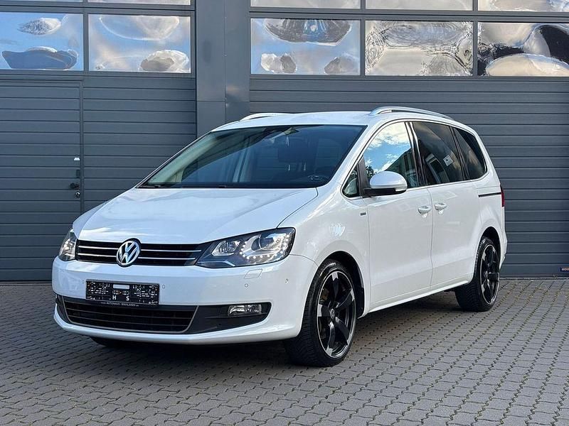 Weiß Gebraucht 2013 VW Sharan Van / Kleinbus | 16.950 € (Fairer Preis) - Bild 1/4