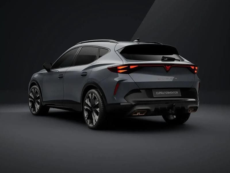 Nowe Cupra Formentor VZ2 200 KM (147 kW) 2026 Szary SUV